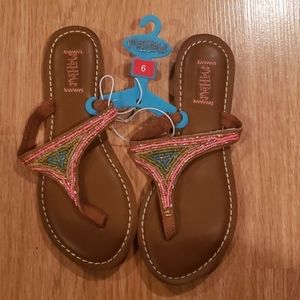 Thong sandals